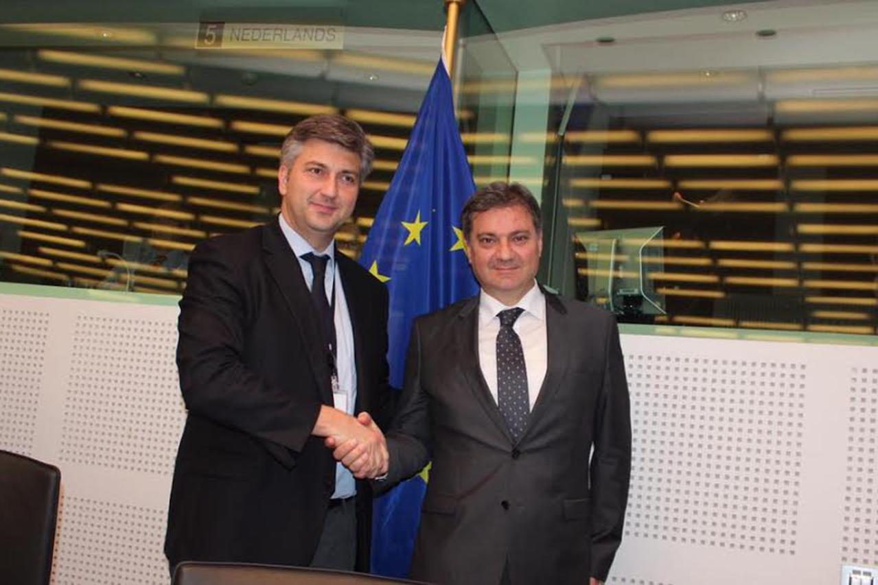 Andrej Plenkovic zvizdic