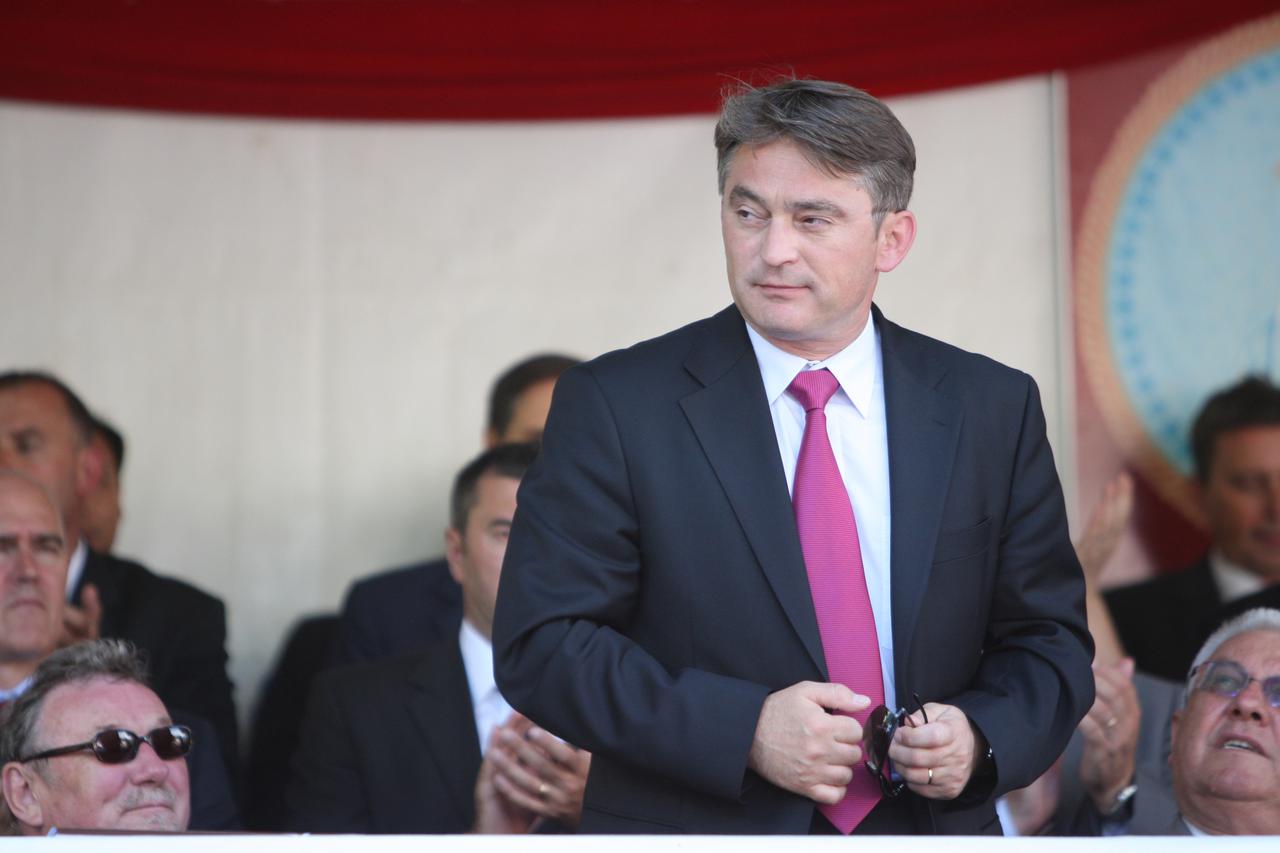 08.08.2010., Sinj - 295. sinjska Alka. Ovogodisnju alku dosli su popratiti najvisi drzavni,vladini i saborski duznosnici.Zeljko Komsic 