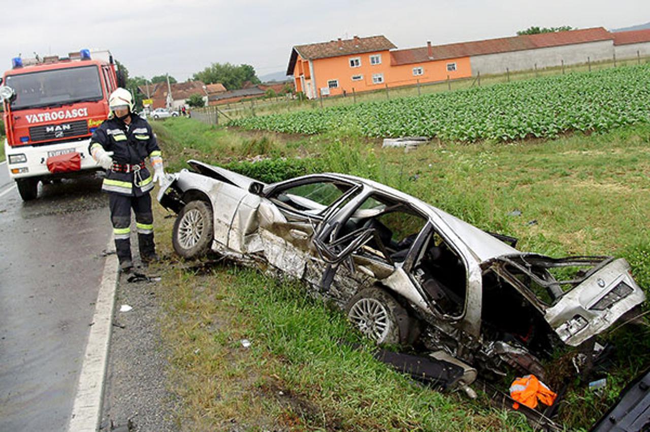 prometna nesreća BMW