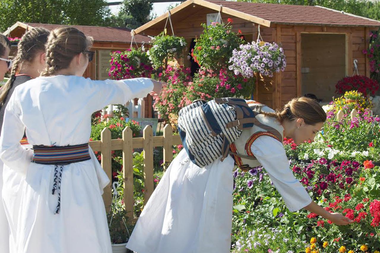 Detalj s prošlogodišnjeg sajma cviječa u međugorju. Medjugorje, 13.04.2017.Snimio:Marijan Sivrić 