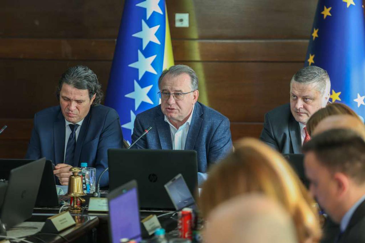 Nikšić, Vlada FBiH