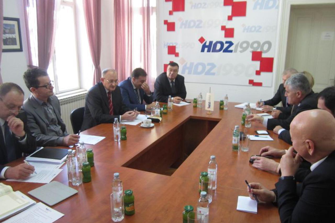 hdz