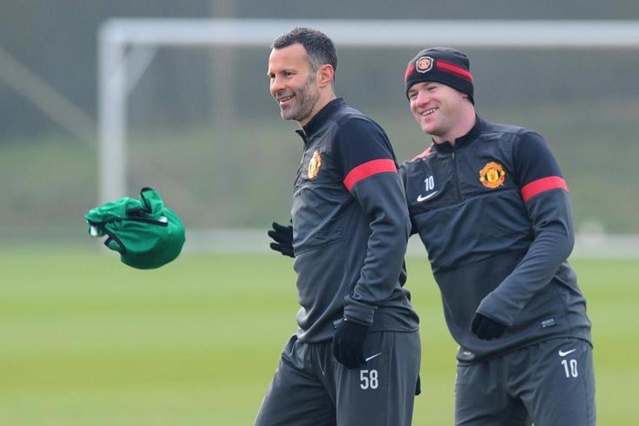 Cleverly Rooney United (1)
