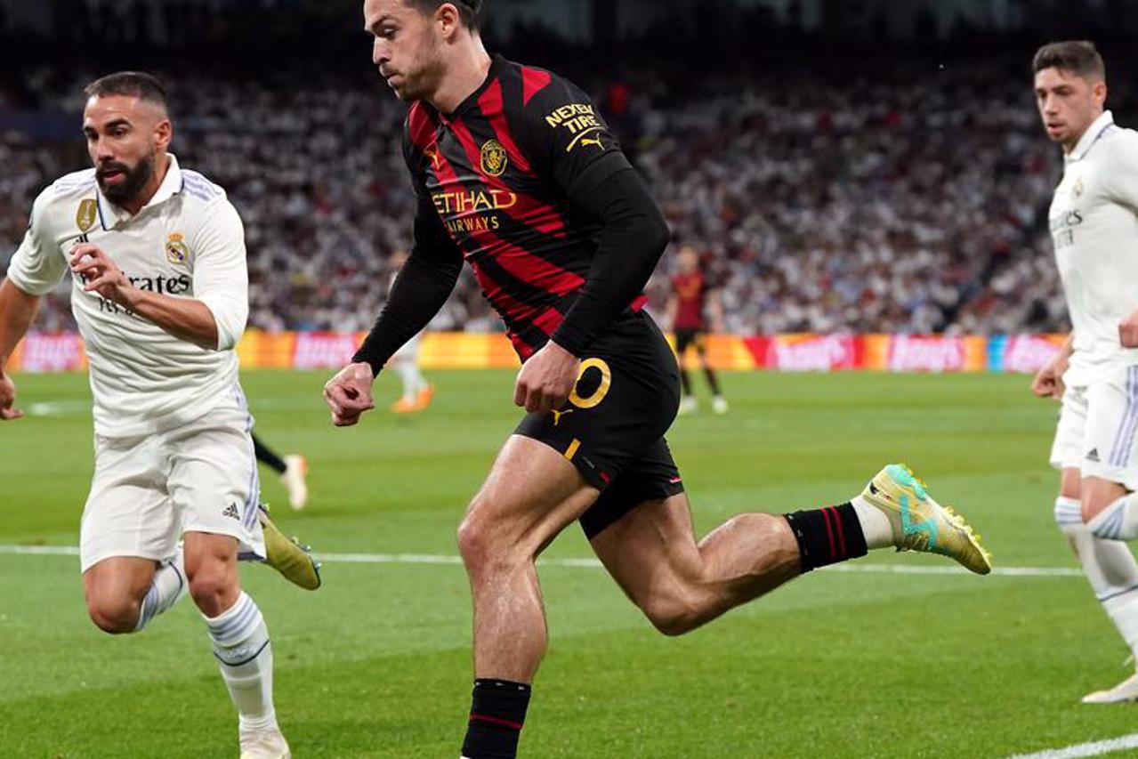 Grealish удар
