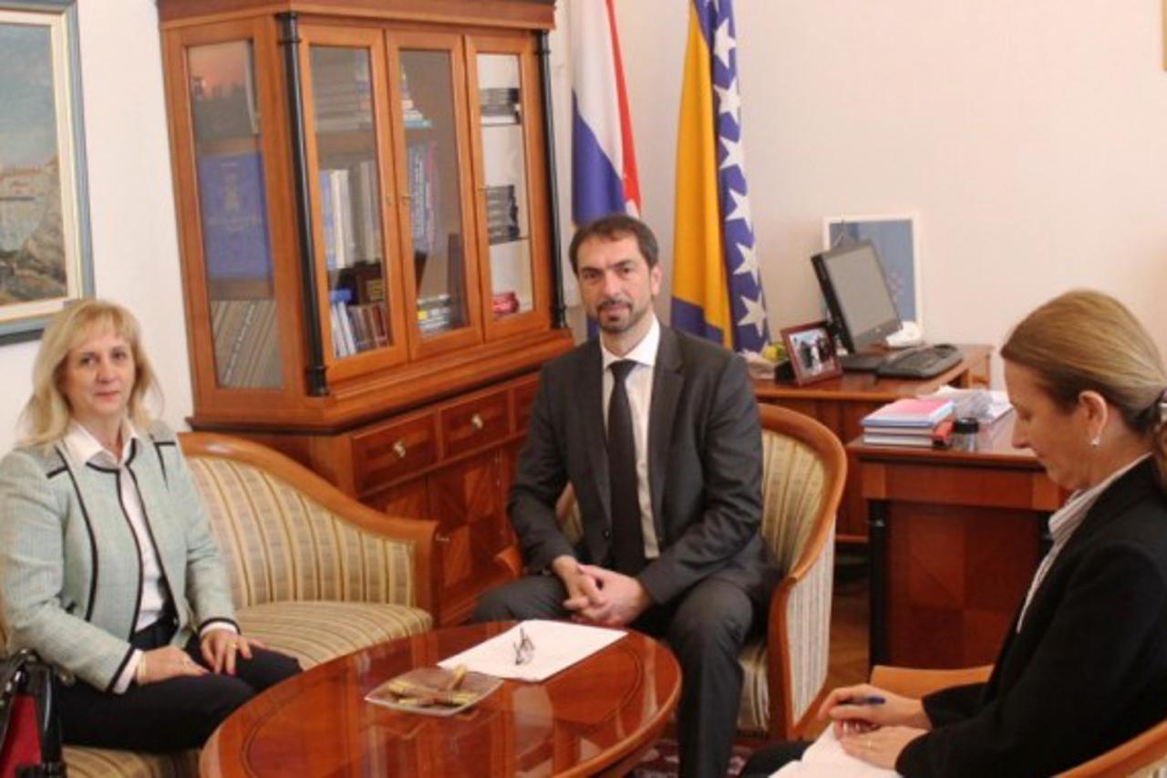 čavara i ostojić