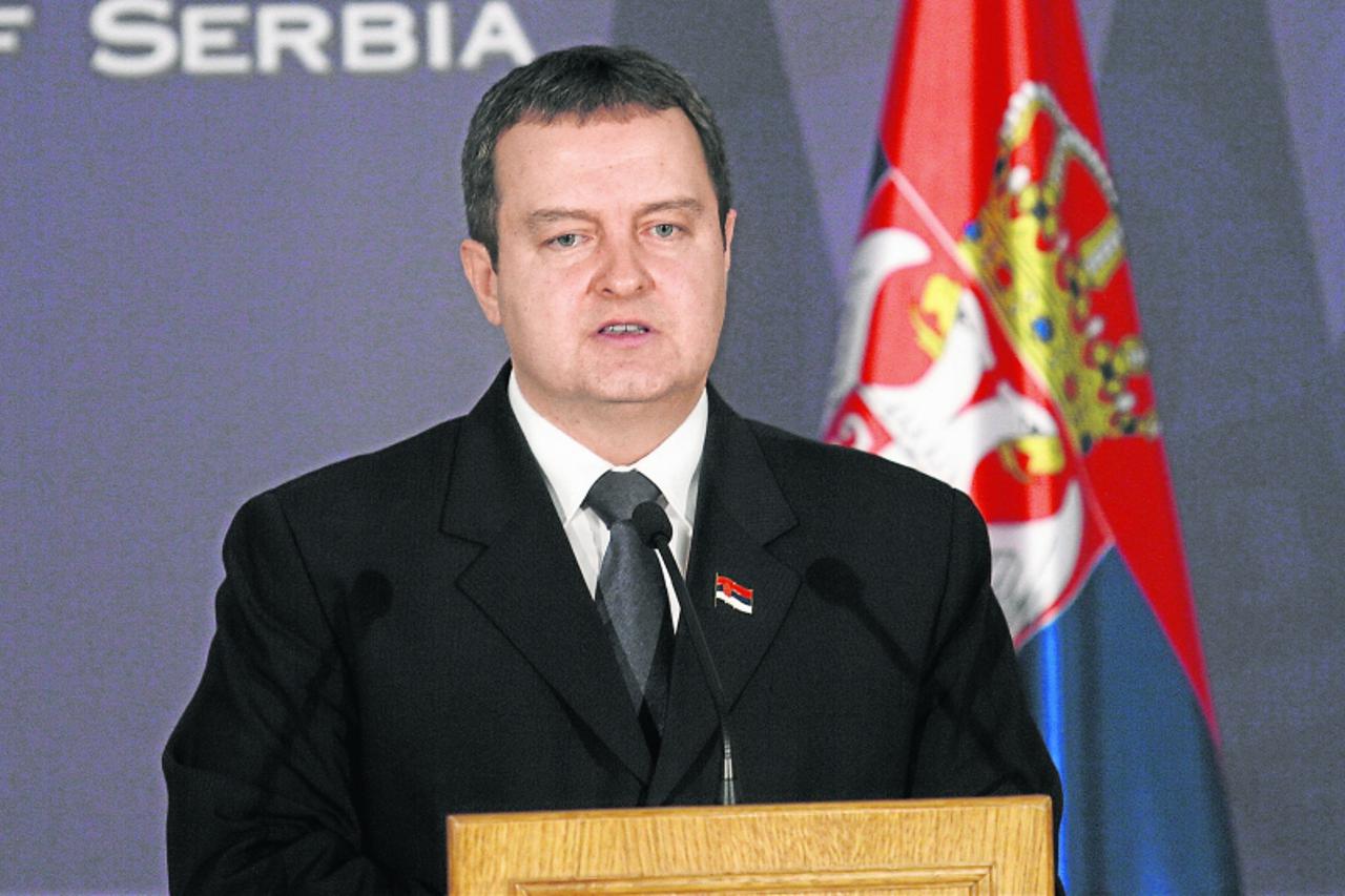 '16.01.2013., Beograd, Srbija - Predsjednik Vlade Republike Hrvatske Zoran Milanovic sastao se s predsjednikom Vlade Republike Srbije i ministrom unutrasnjih poslova Ivicom Dacicem. Nakon sastanka odr