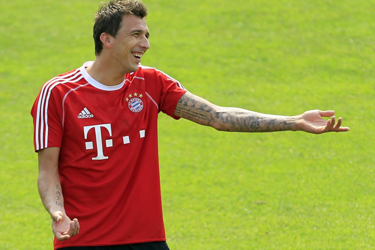 bayern,josep guardiola,mario mandžukić (1)