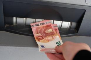 Banke klijentima poslale važnu obavijest: Preporuka je da naloge izvršite najkasnije do 2. travnja