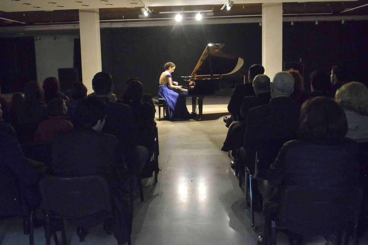 BiH; 23.11.15. Mostar;Kosaca,  Diplomski koncert Lucije Zovko Snimio:Stole Lasic