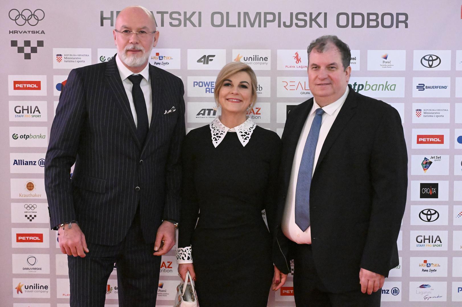 Bivša predsjednica Kolinda Grabar Kitarović i njezin suprug Jakov Kitarović bili su na svečanoj dodjeli nagrada Hrvatskog olimpijskog odbora.