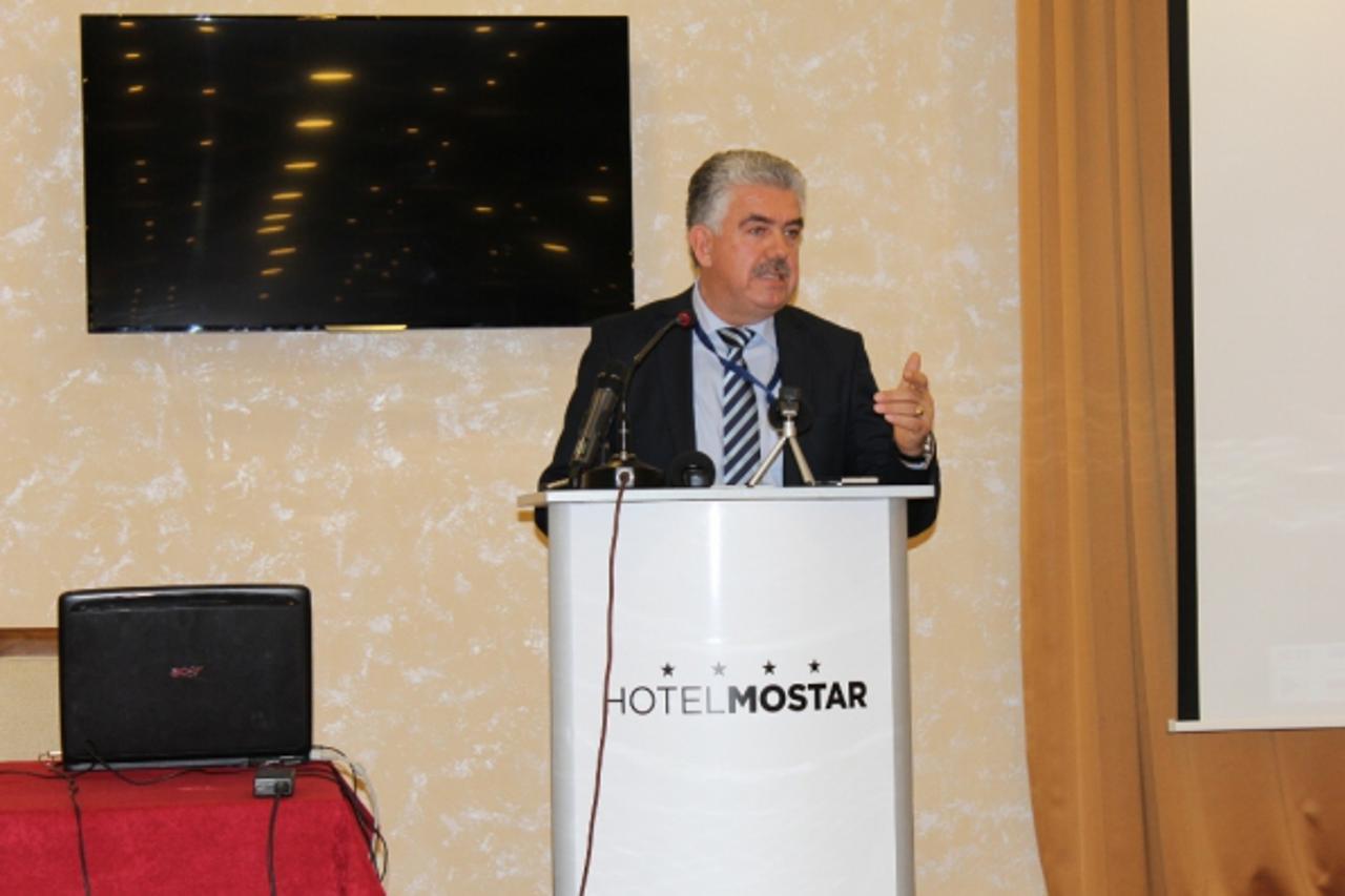 Nevenko Herceg skup o kršu