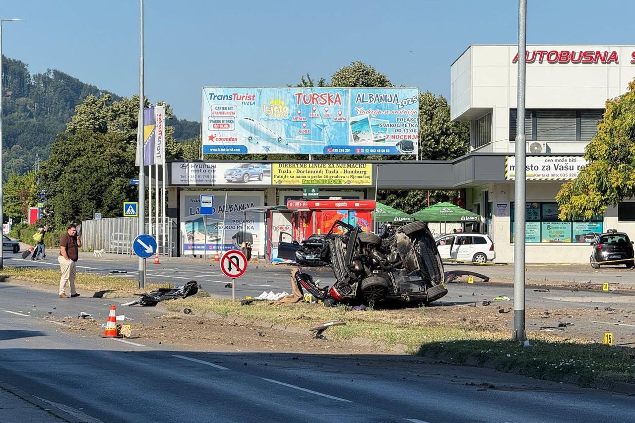 Stravičan prizor na mjestu nesreće u Tuzli