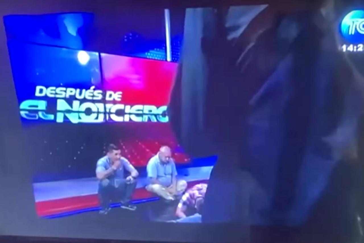 naoružani napadač na TV