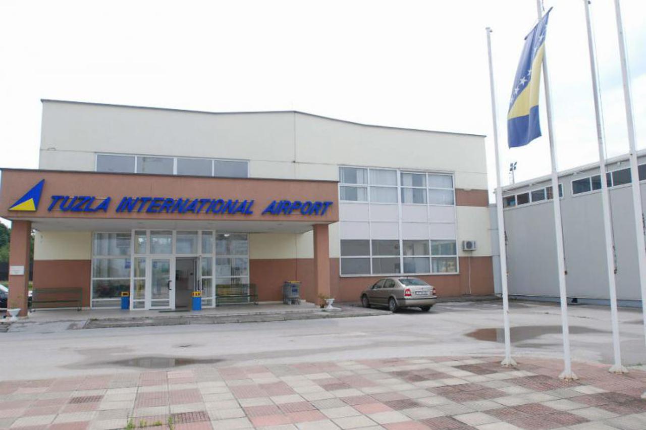 zracna luka tuzla