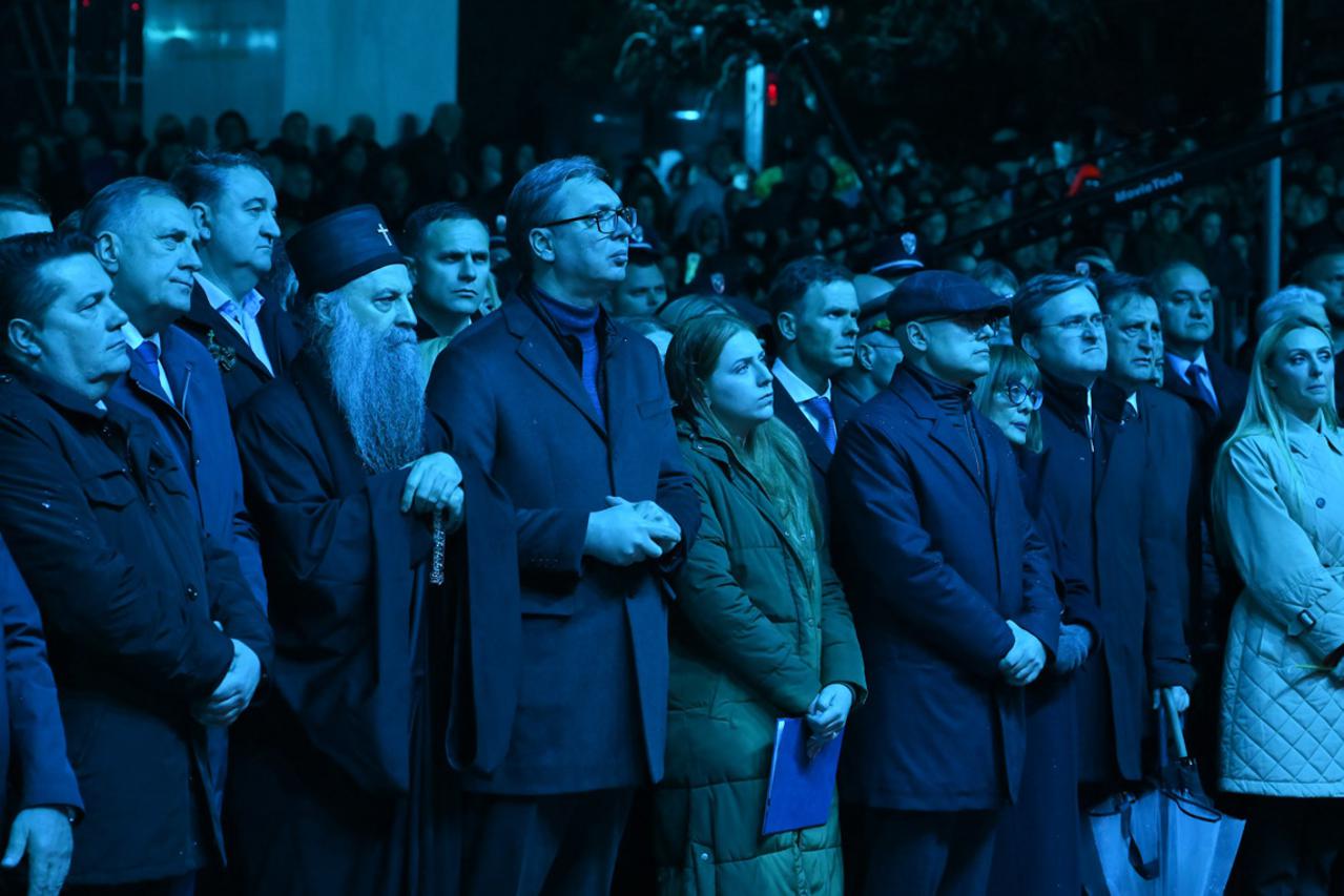 Dodik i Vučić, Srbi
