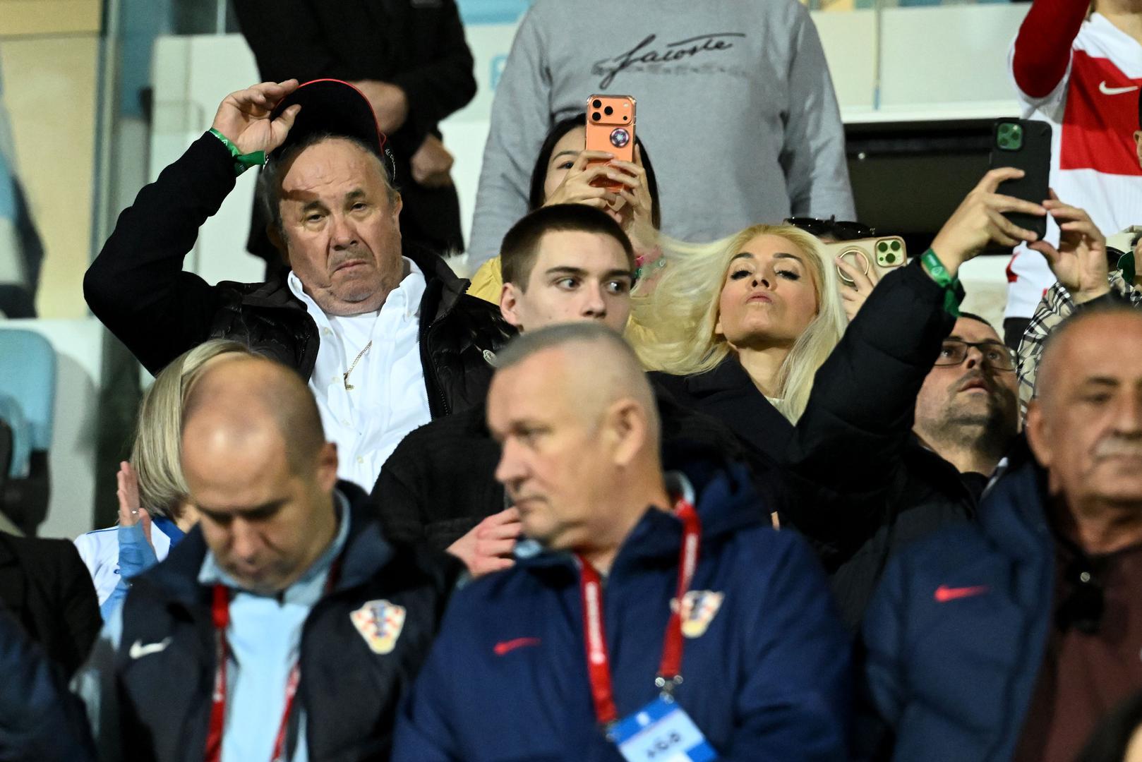 Kako pišu mediji, u zatvoru u kojem bi trebao ostati do 29. prosinca Kerum je završio nakon što je u ponedjeljak imao prometnu nesreću s materijalnom štetom, a automobil je vozio bez vozačke dozvole. 