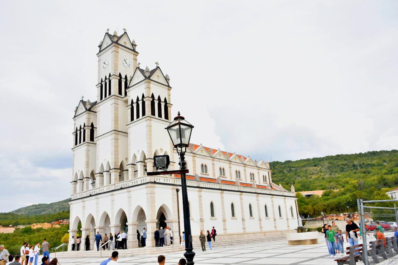 crkva svete Kate u Grudama