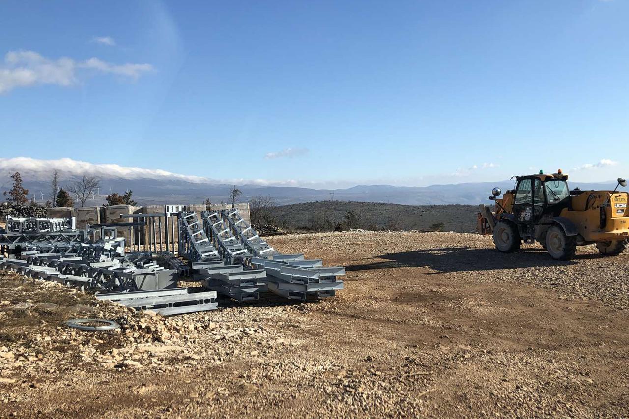 solarni park iznad Mostara