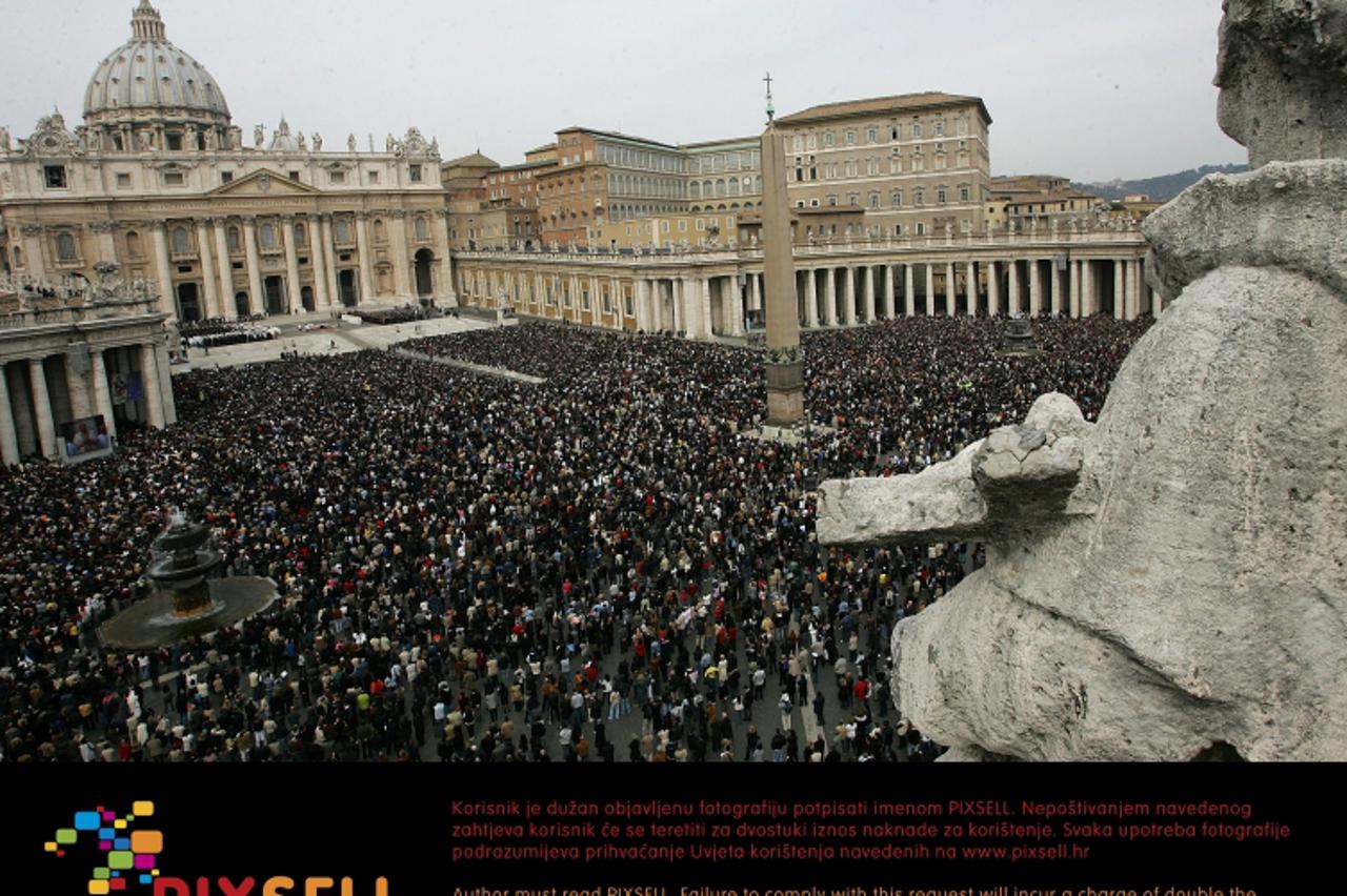 'Vatikan; Rom Tod von Papst Johannes Paul II ;   FOTO: Pressefoto ULMER  -ITALY  OUT-'
