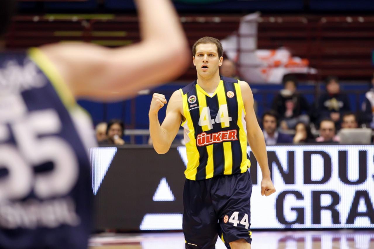 'Bojan Bogdanovic of Fenerbahce Ulker reacts during 2011-2012 Turkish Airlines Euroleague TOP 16 Game between EA7 Emporio Armani Milan v Fenerbahce Ulker Istanbul at Mediolanum Forum on February 29, 2