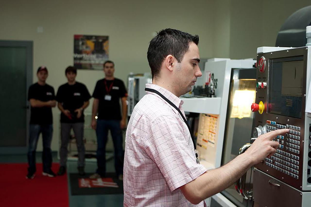 CNC operater