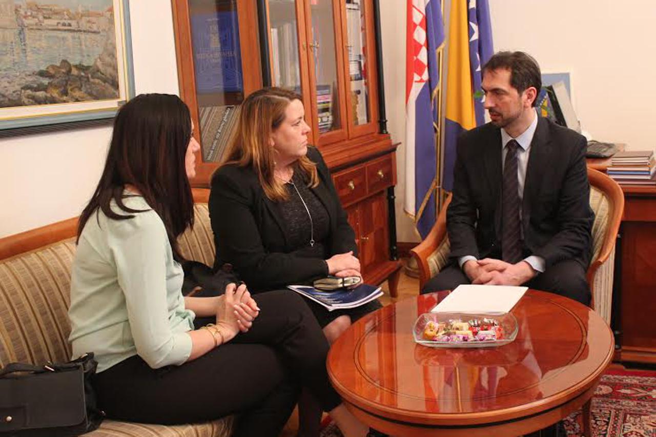 marinko cavara i Mary Ann Hennessey