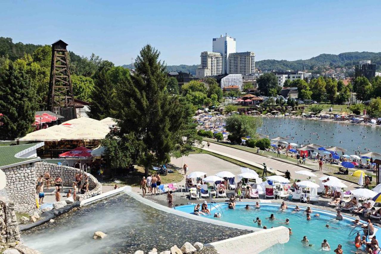 Panonska jezera, Panonica