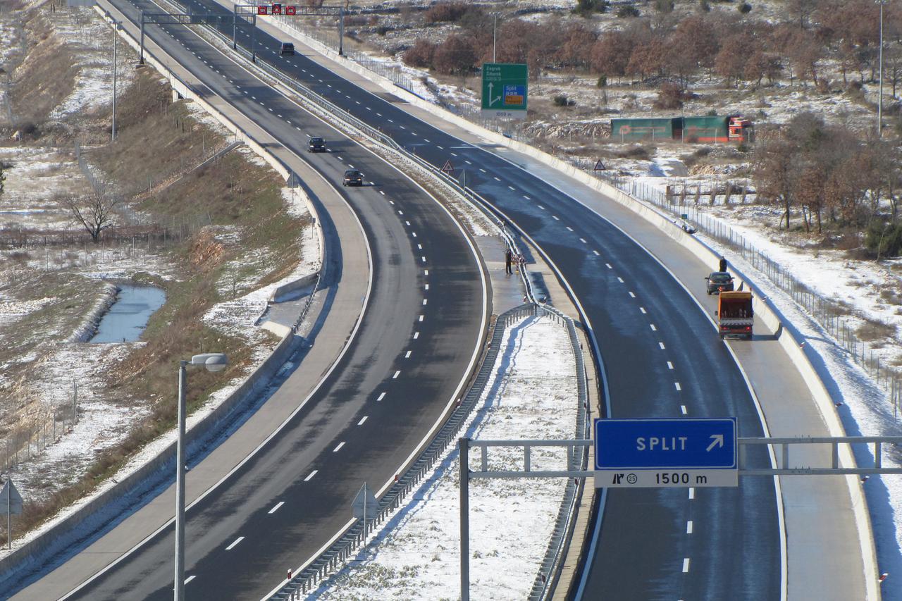 autocesta u Hrvatskoj kod Splita
