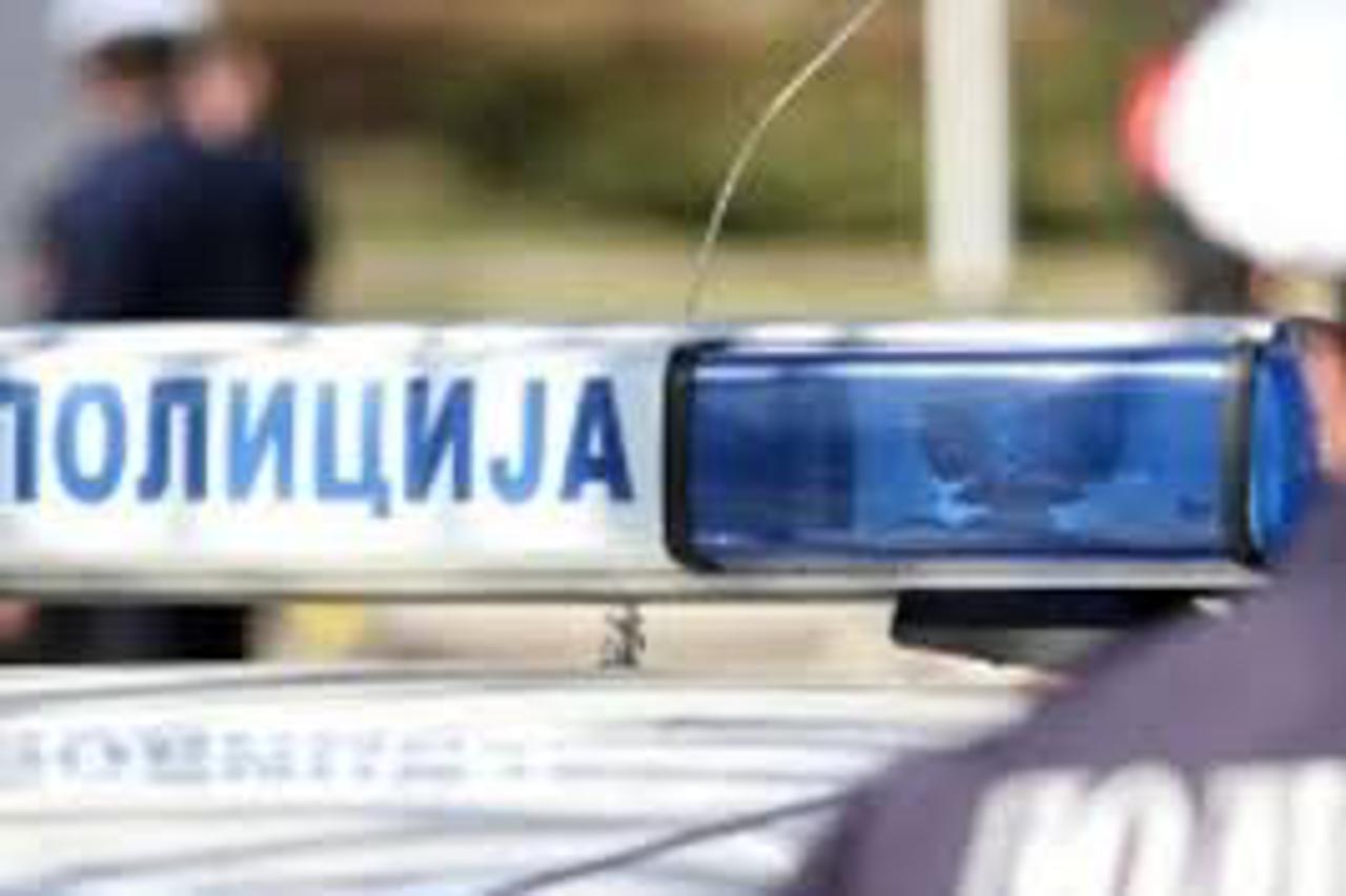 policija