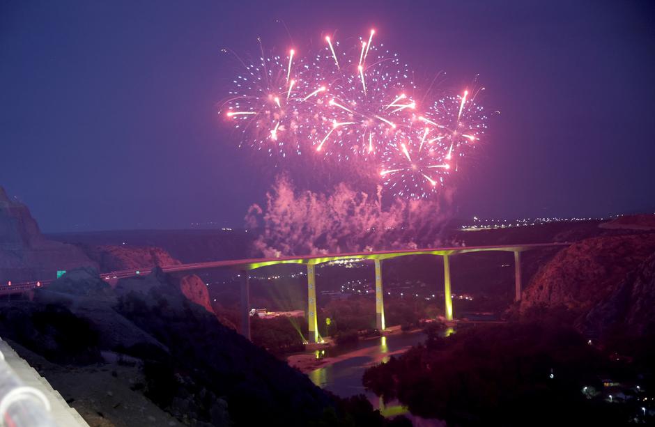 vatromet most Hercegovina