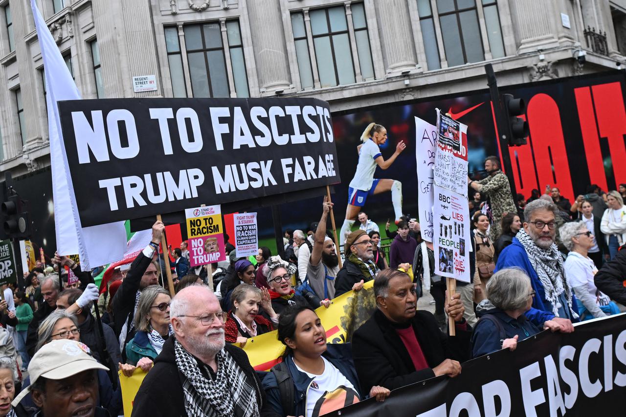 prosvjedi protiv Trumpa u Londonu
