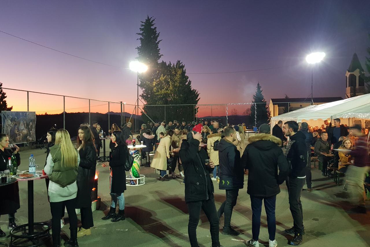 Adventsko druženje u Zvirovićima