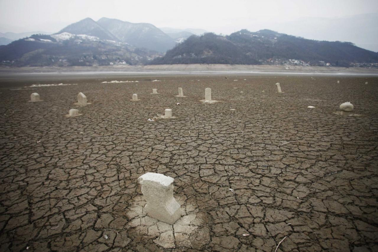 \'The 70-year-old Sunken cemetery is seen after the Jablanicko lake dried up near Jablanica February 1, 2012. The dams on the Neretva river near the lake feed a system that normally produces an averag