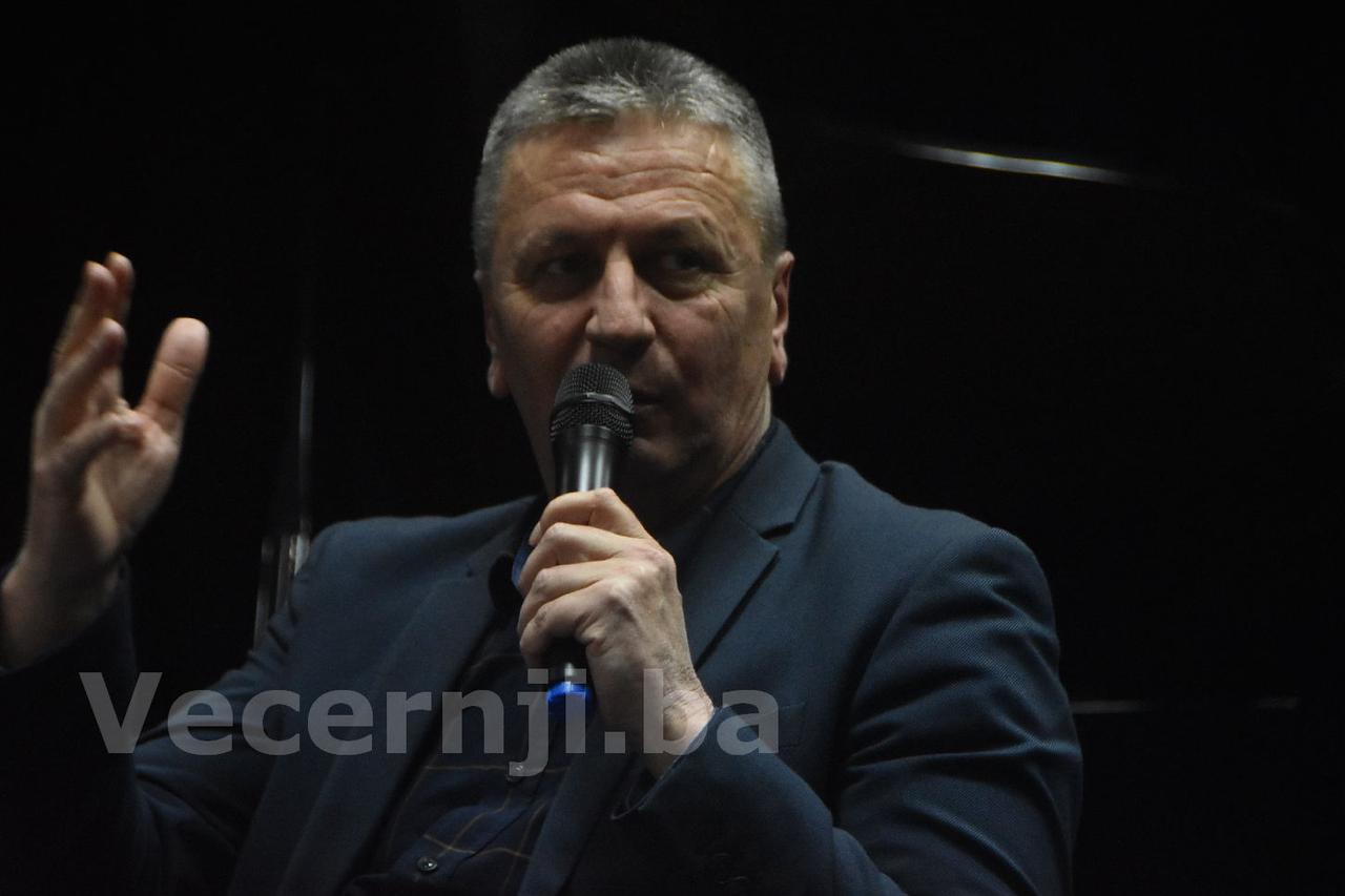 Matijino stoljeće rata
