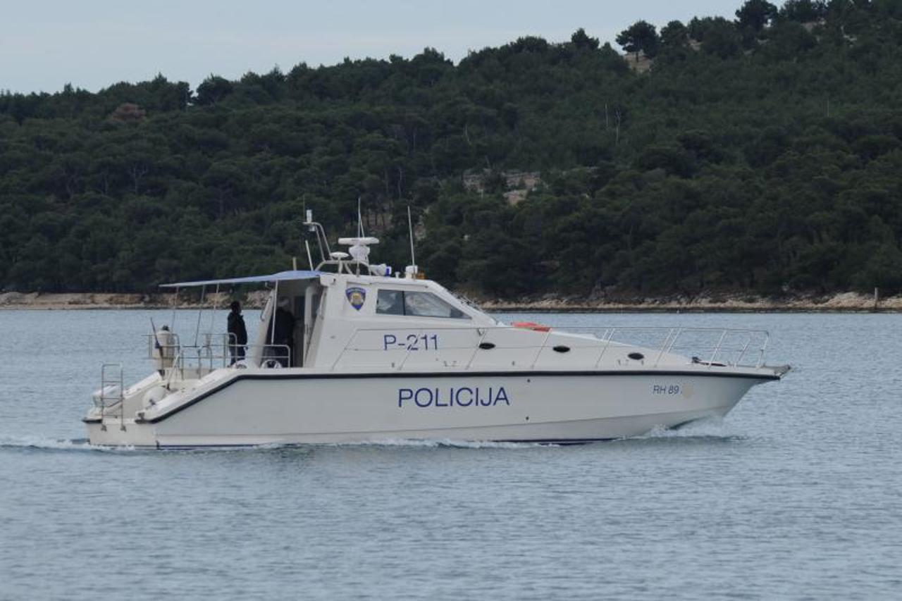 pomorska policija