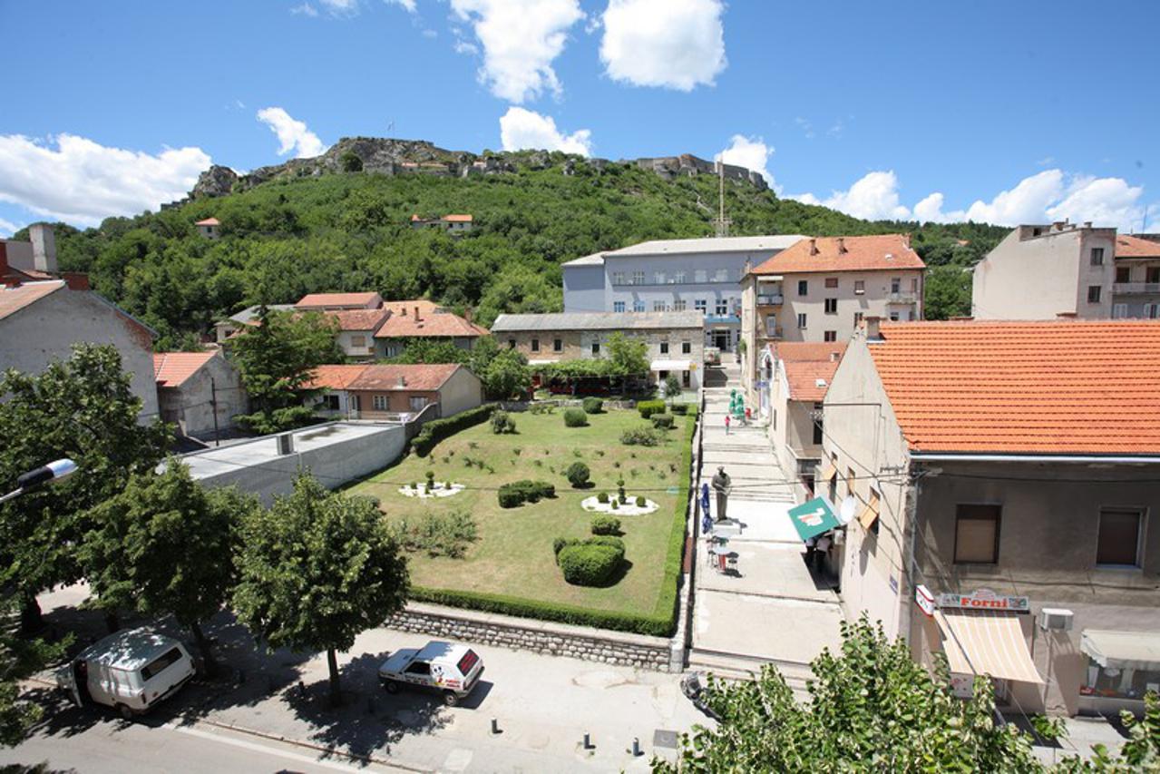 knin