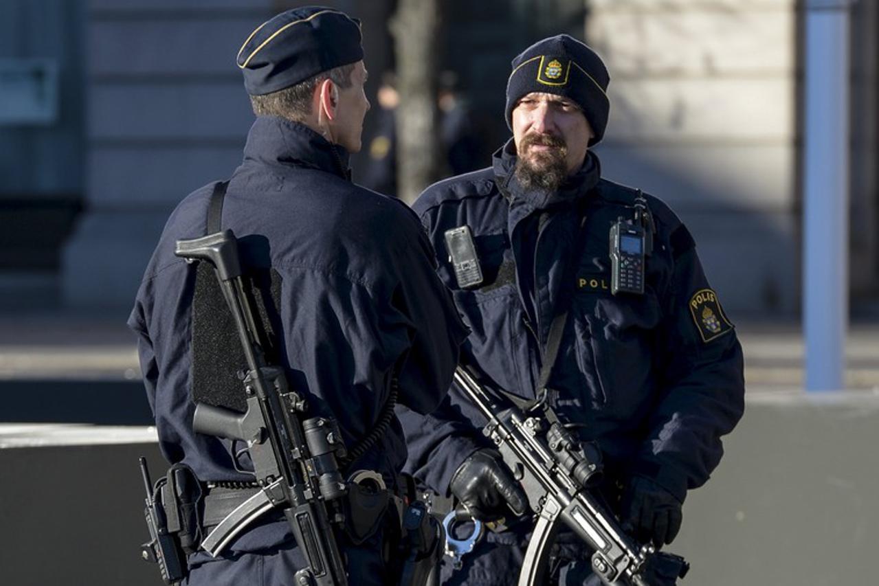 policcija