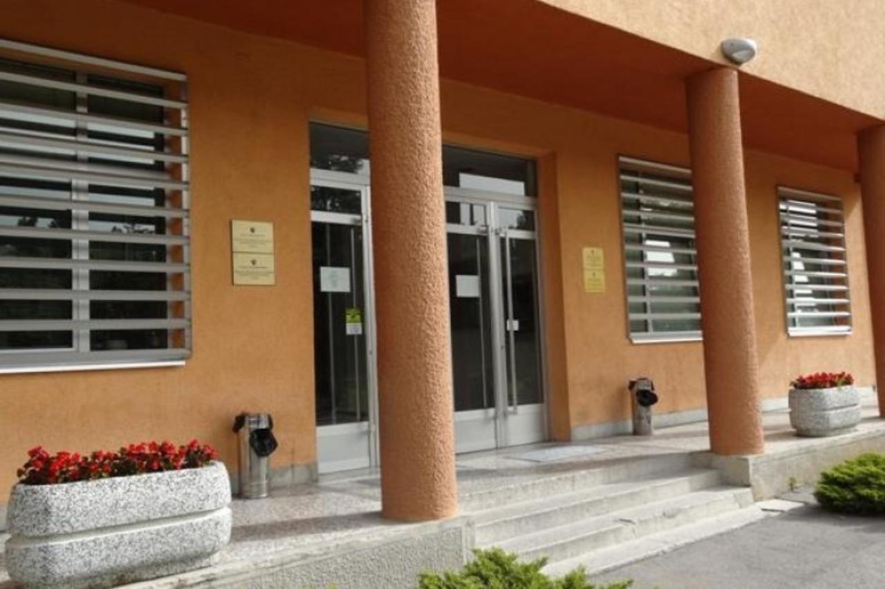 culo01_nnn_bih_11092015