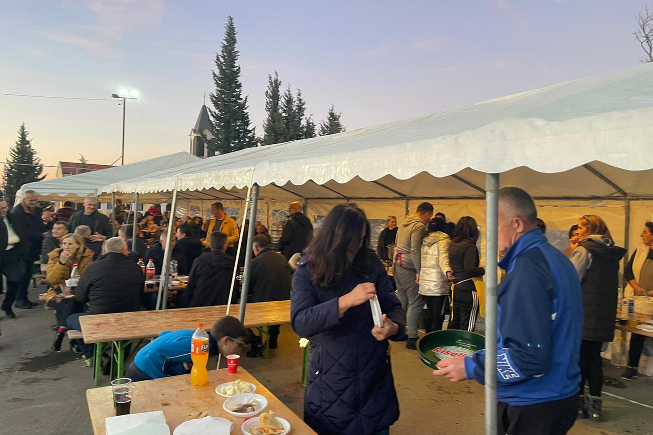 Adventsko druženje u Zvirovićima