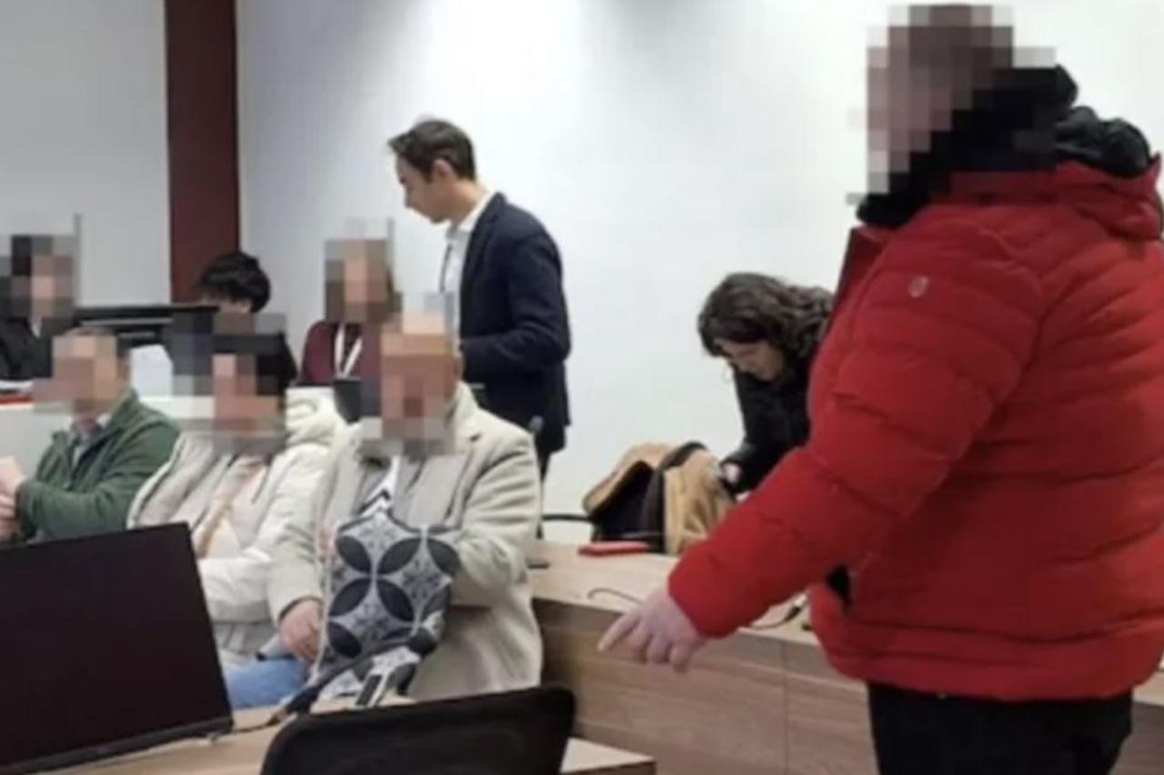 Fotografija sa suđenja