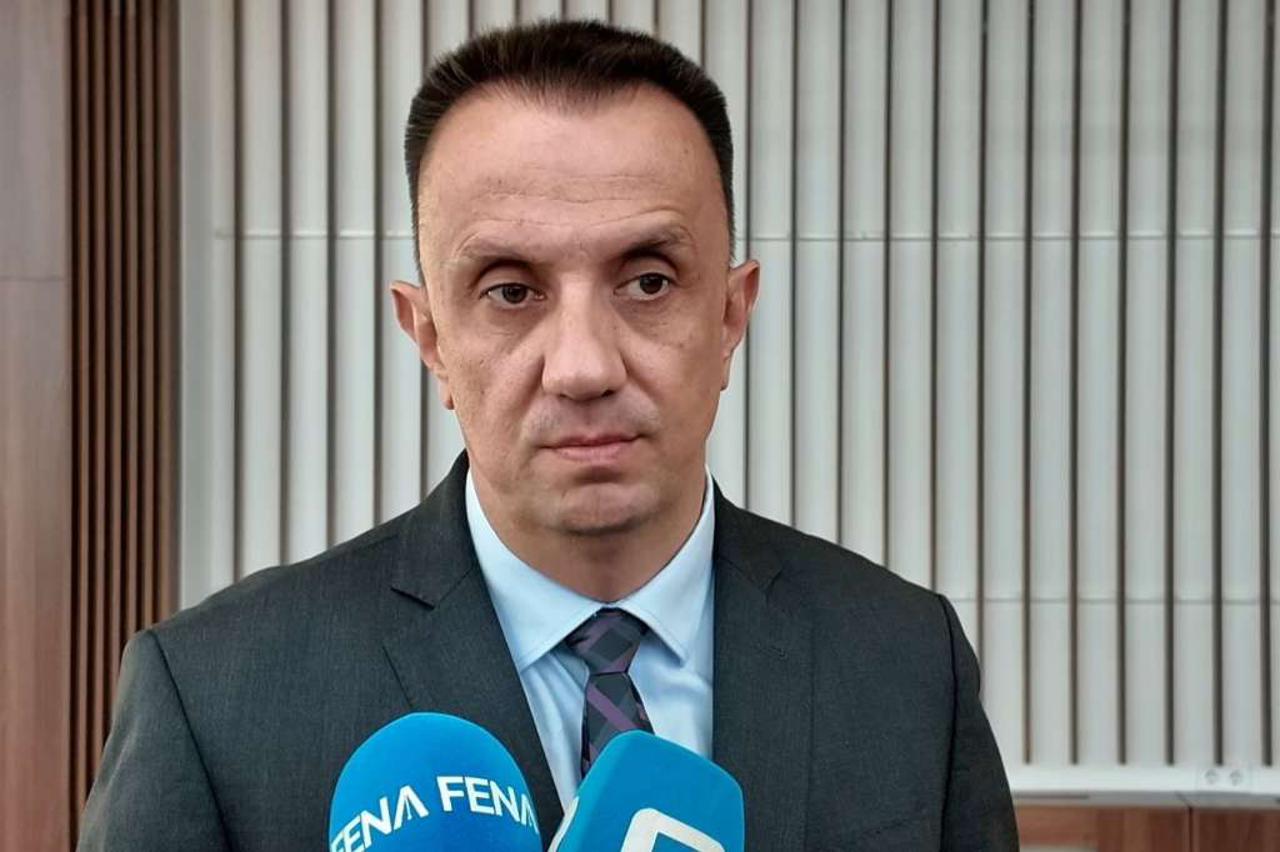 Vedran Lakić