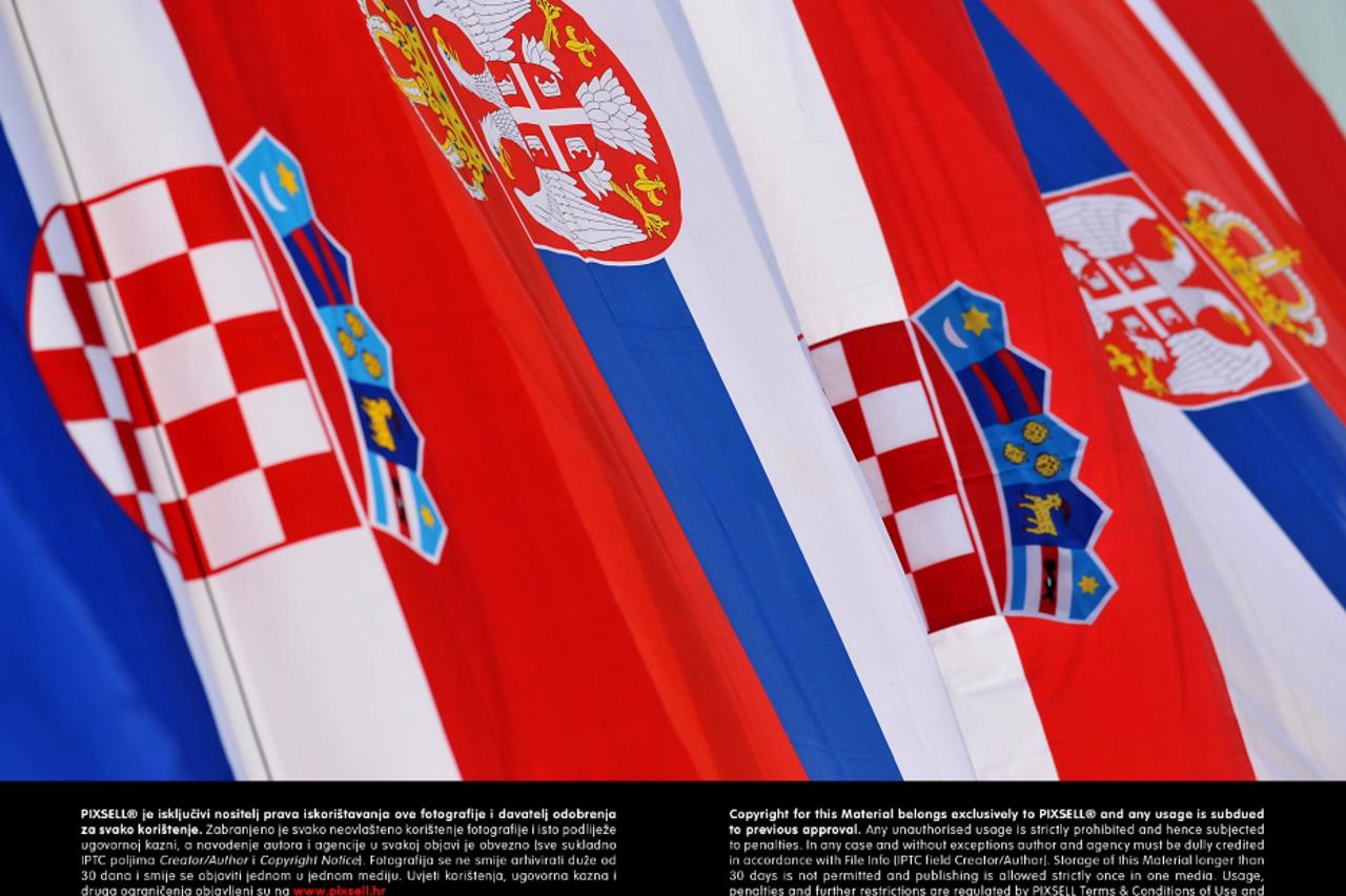 zastave,hrvatska zastava,srpska zastava