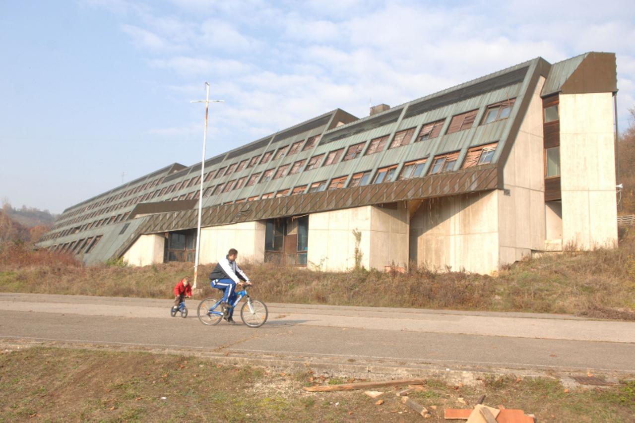 '07.11.2011. Politicka skola, Kumrovec - Politicka skola kao i Spomen dom cekaju investitora i neophodnu obnovu. Photo: Matija Topolovec/PIXSELL'