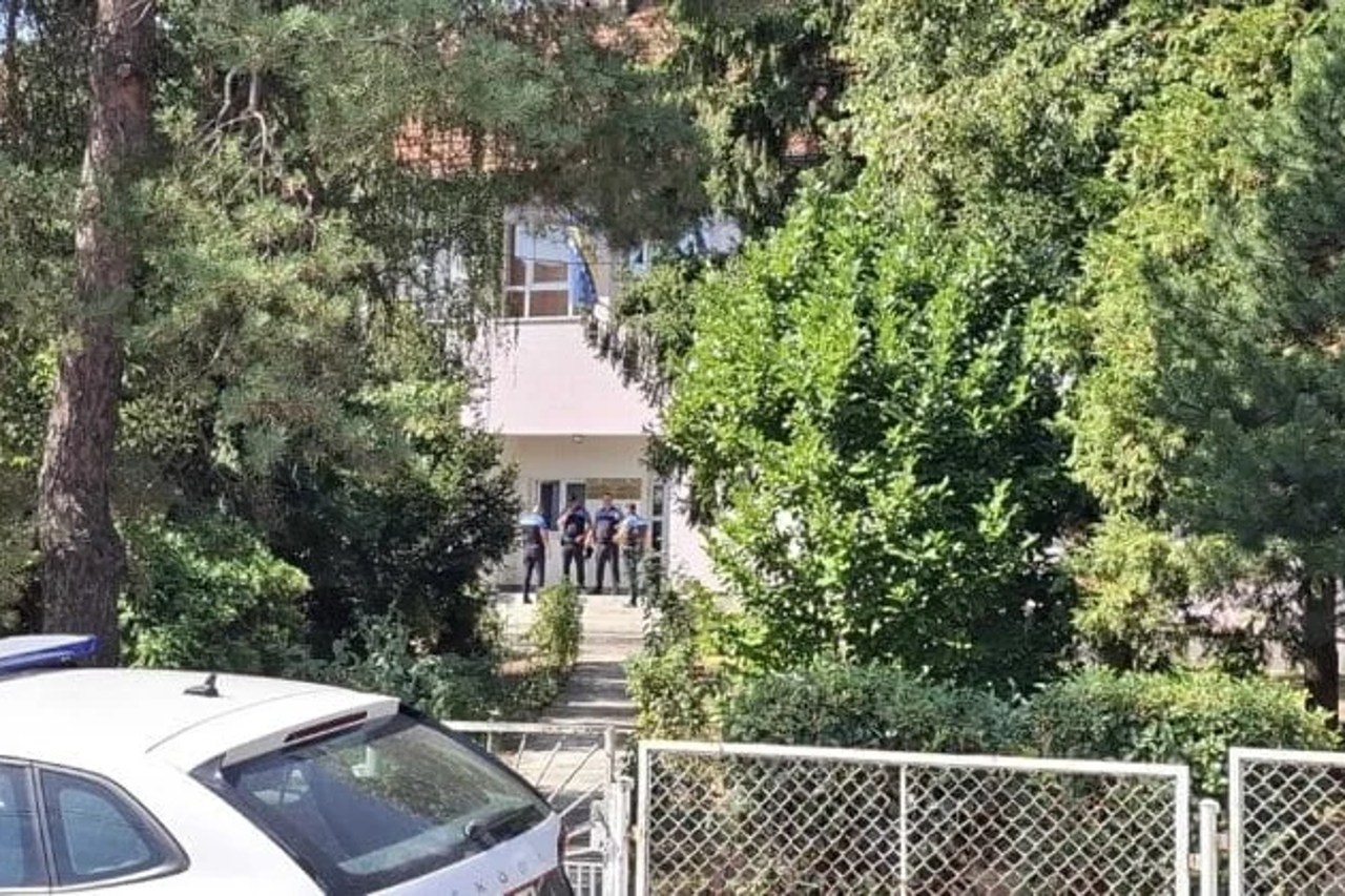 napad u školi u Tuzli