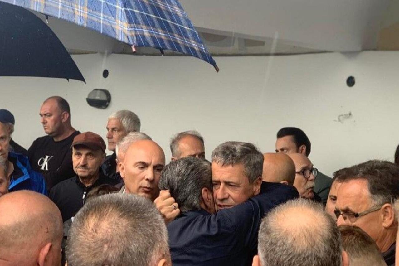 Ispraćaj sina Enesa Begovića