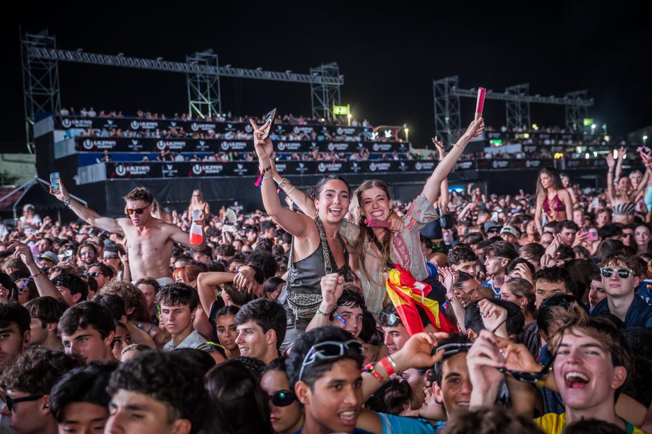Ultra Europe Split