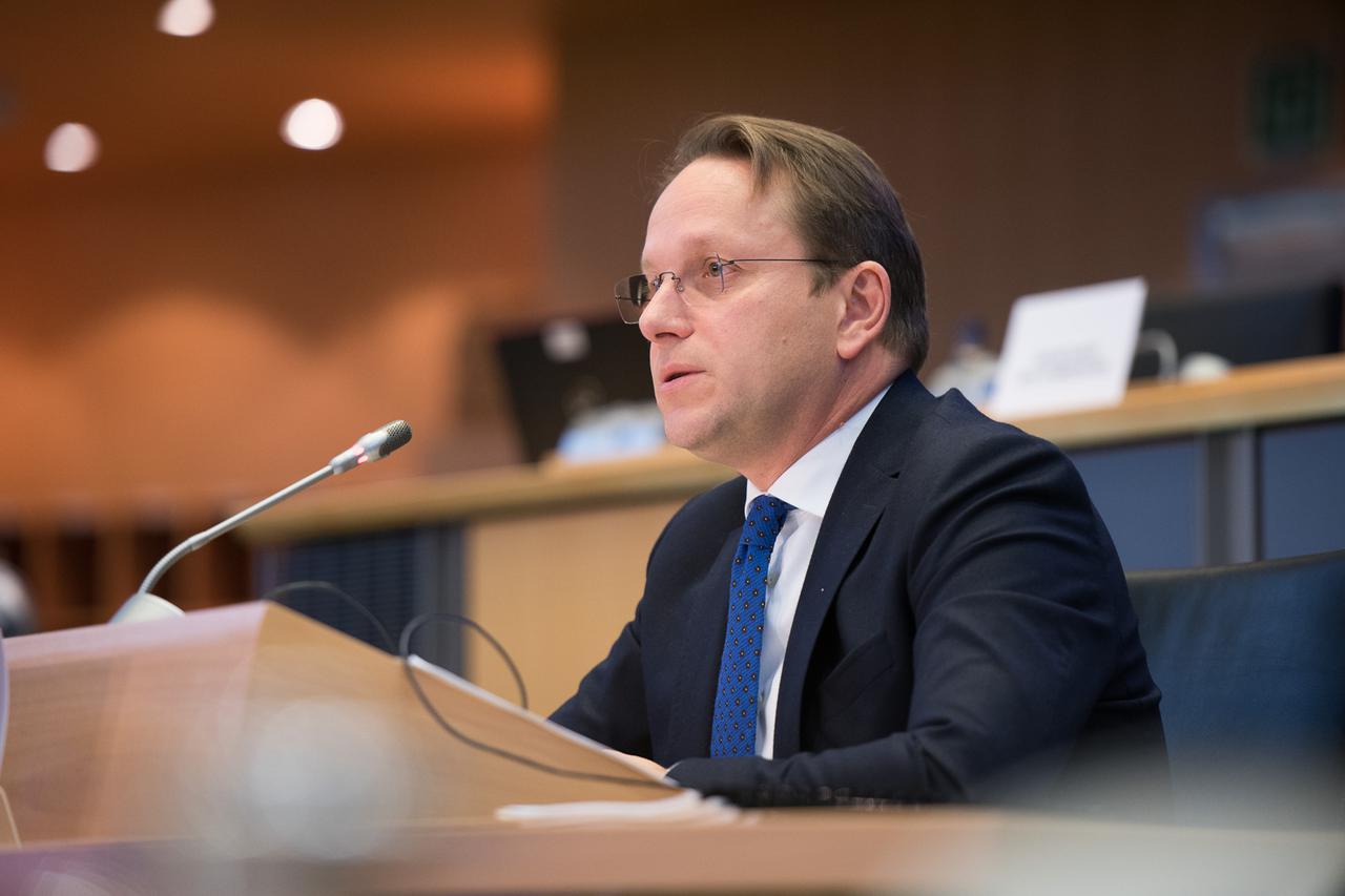 Oliver Varhelyi