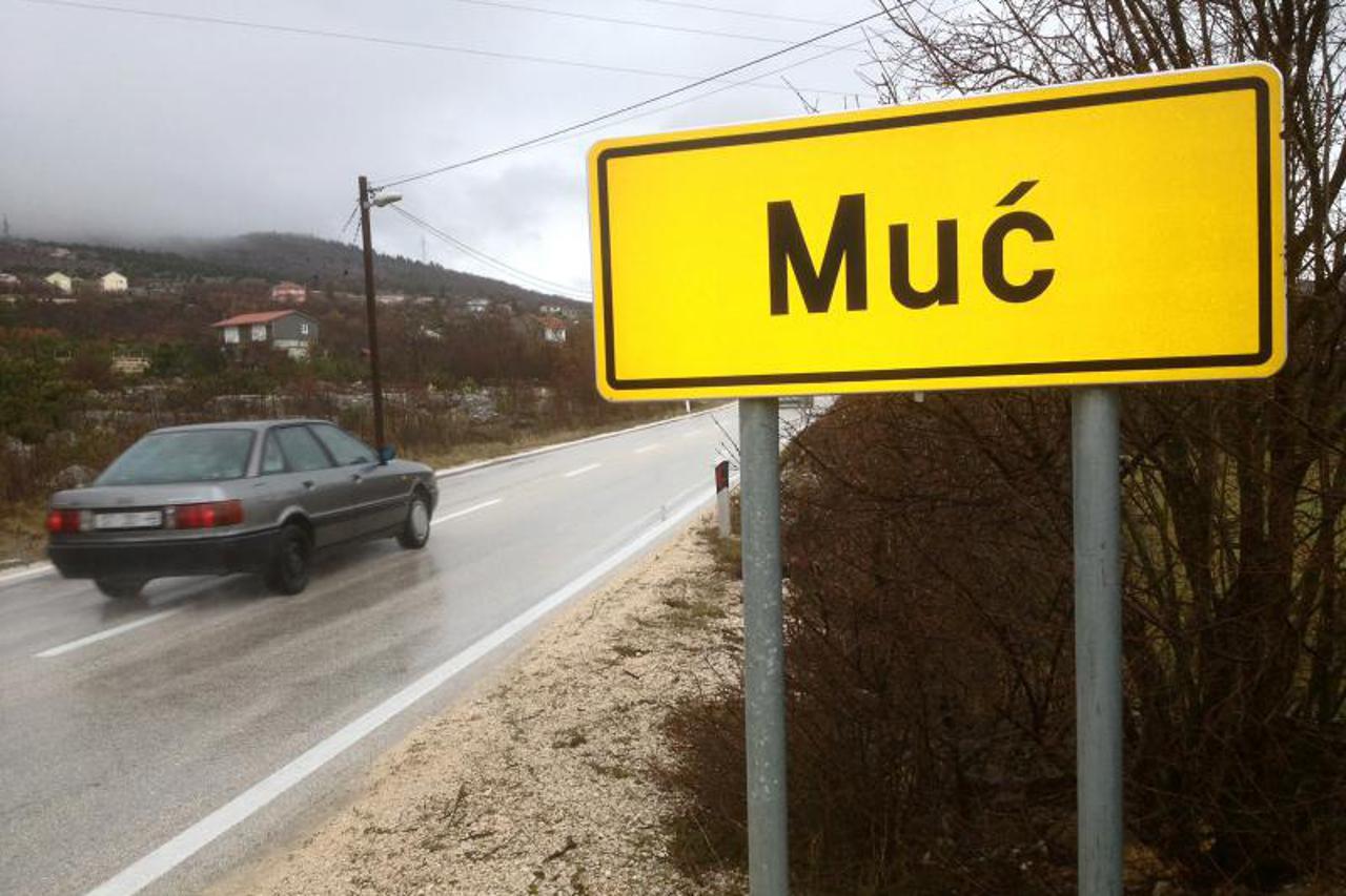 muć