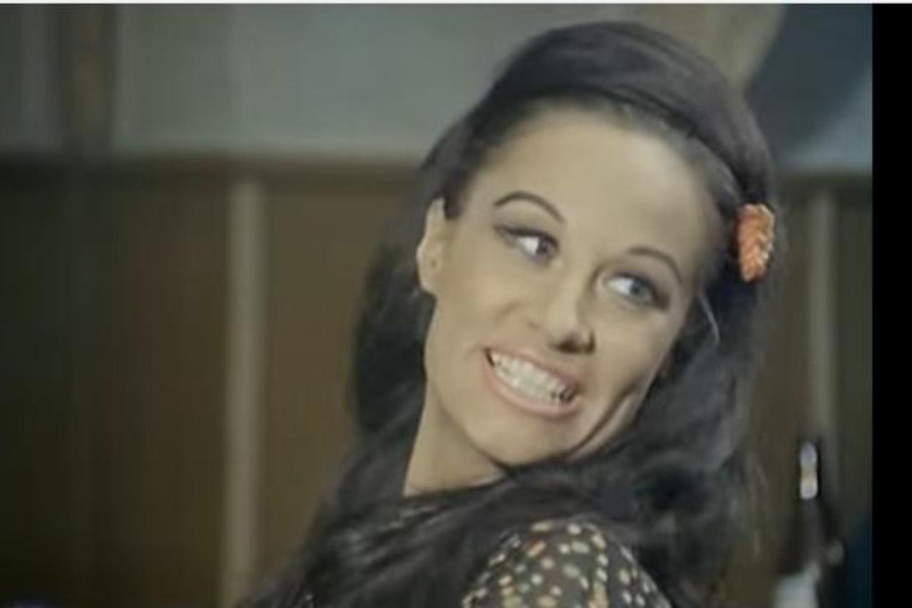 ZVIJEZDA "SKUPLJAČA PERJA"