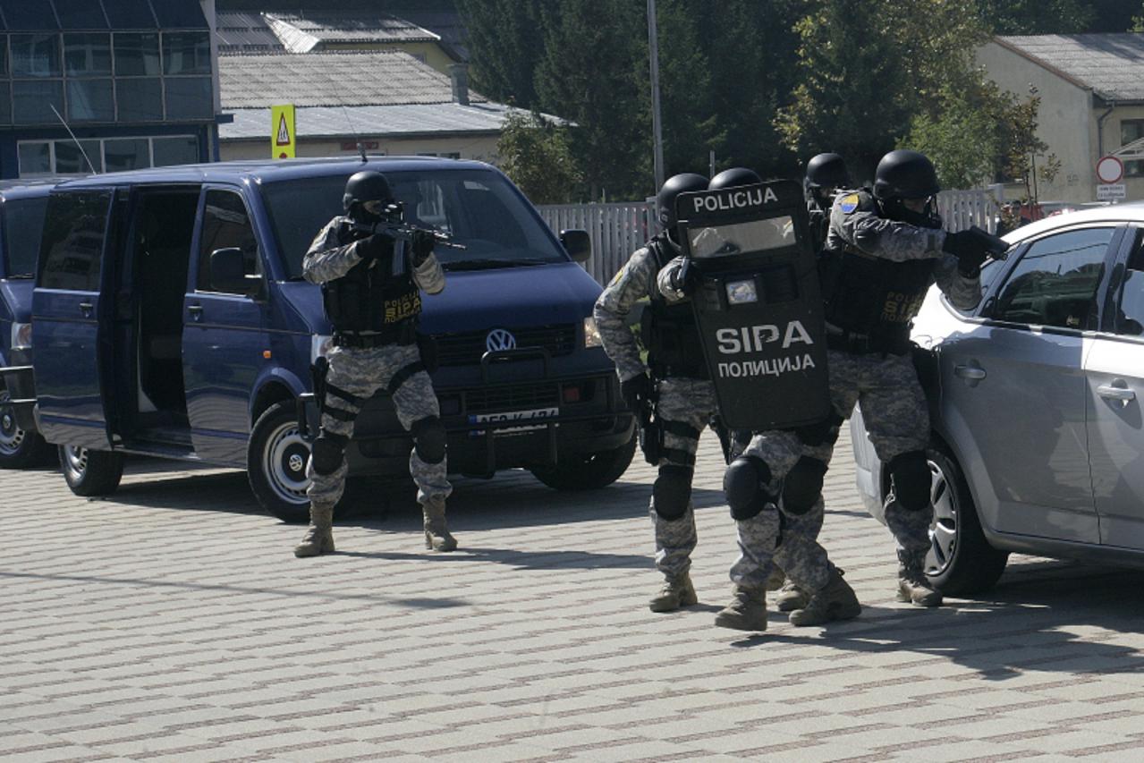 'bih...sarajevo...2012...policija, sipa, specijalna policija'